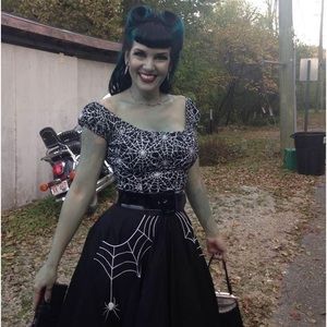 Meet your Posher, Lilah